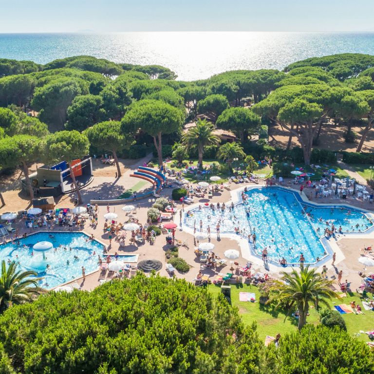 Spiaggia e Piscina