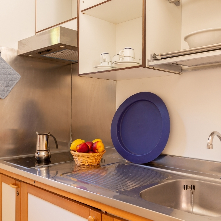 Equipped kitchenette